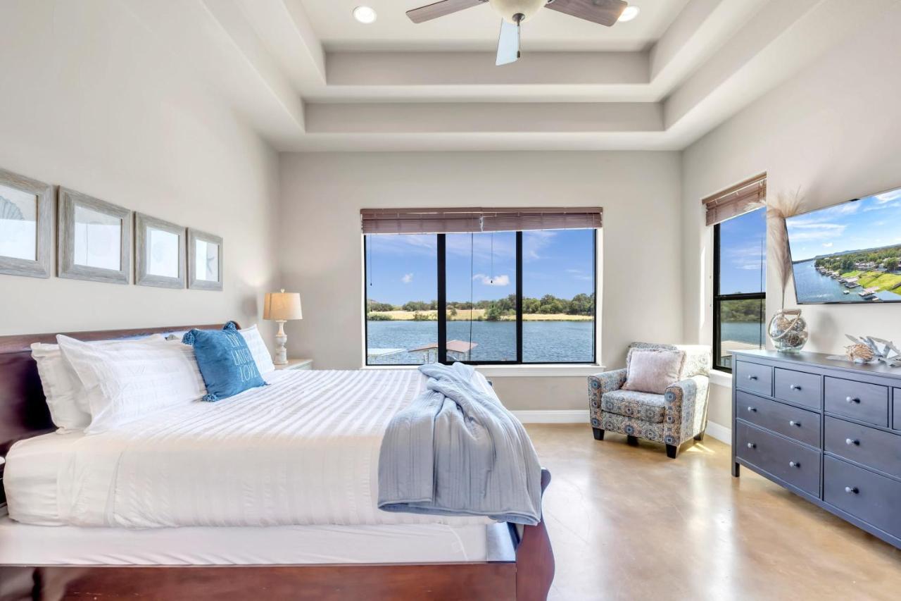 119 Christopher Concierge Services Available Kingsland Ngoại thất bức ảnh